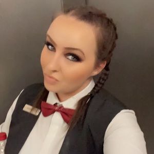 Meet your Posher, Malary
